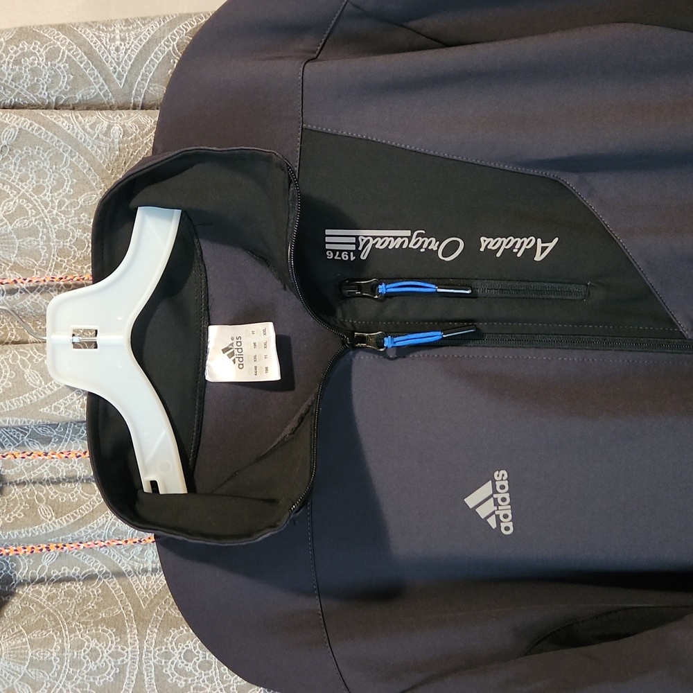 ADIDAS Jacket - Picture 2 of 5